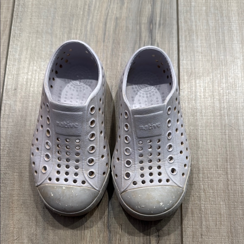 Grey Native
